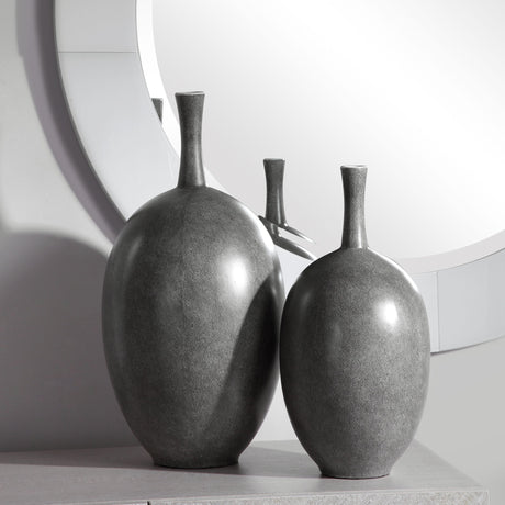 Riordan Modern Vases (Set of 2) - Black / White by Uttermost - View 4
