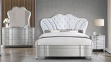 Landmark Traditional Style 4 Pc King Bedroom Set With Upholstered Button - Tufted bed Made with Wood in Silver