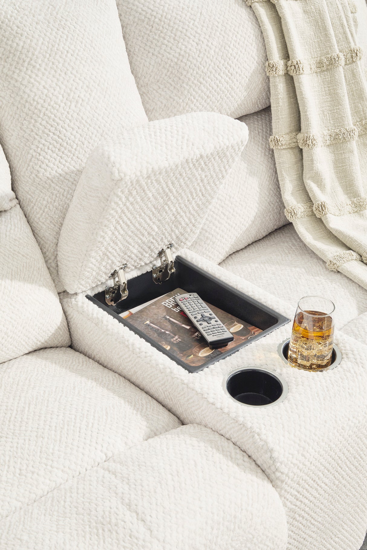 Ashley Linen Keensburg 61807S1 3-Piece Power Reclining Sectional - Velvet - Home Elegance USA