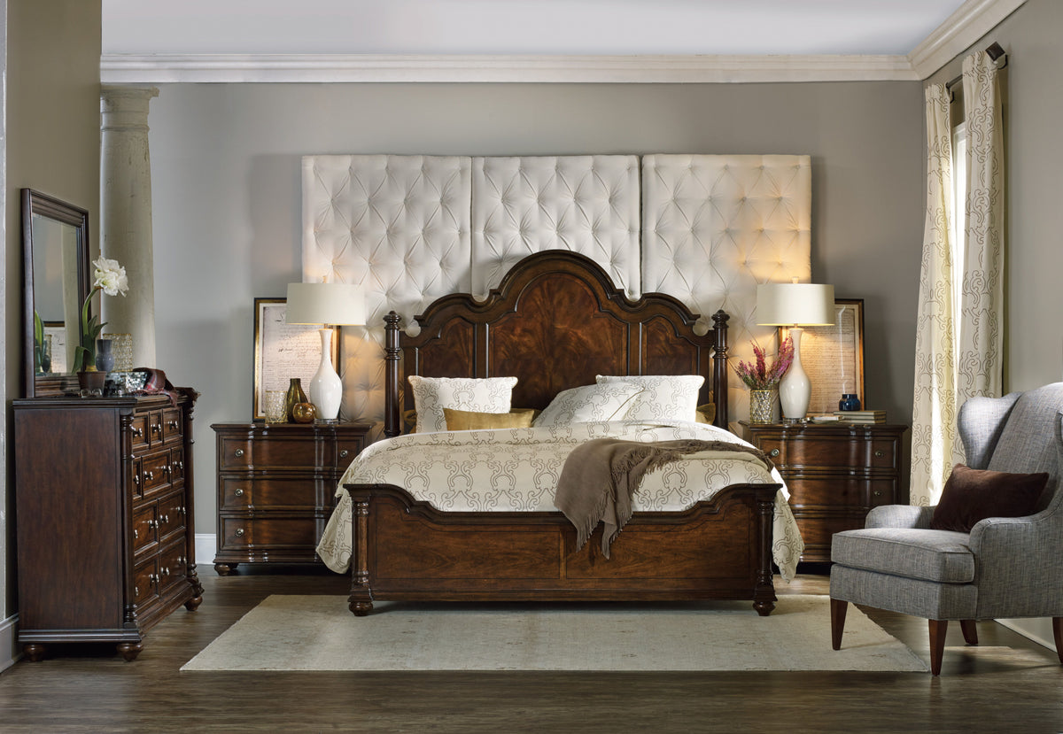 Leesburg King Poster Bed - Dark Brown by Hooker Furniture - View 3