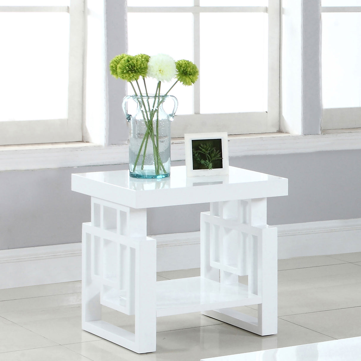 End Table - Schmitt Rectangular End Table High Glossy White