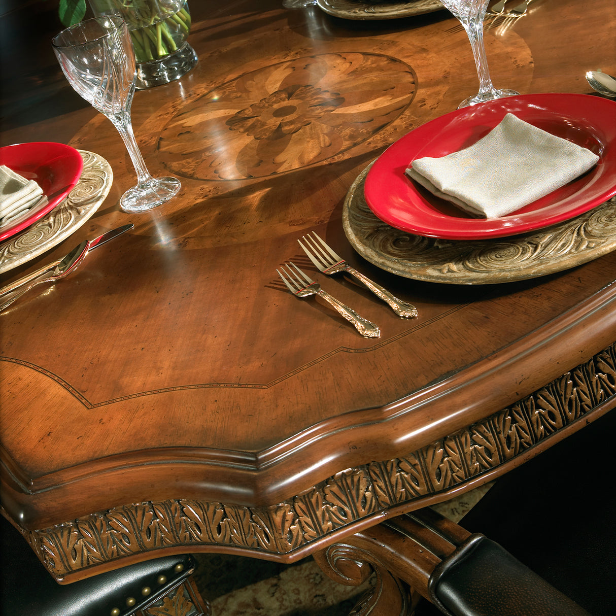Villa Valencia 15 Piece Rectangular Dining Room Set | Aico