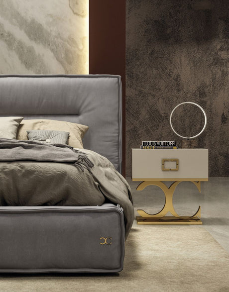 Hollywood Italian Contemporary Grey Nubuck Leather King Bed – VIG Furniture - sold by Home Elegance USA