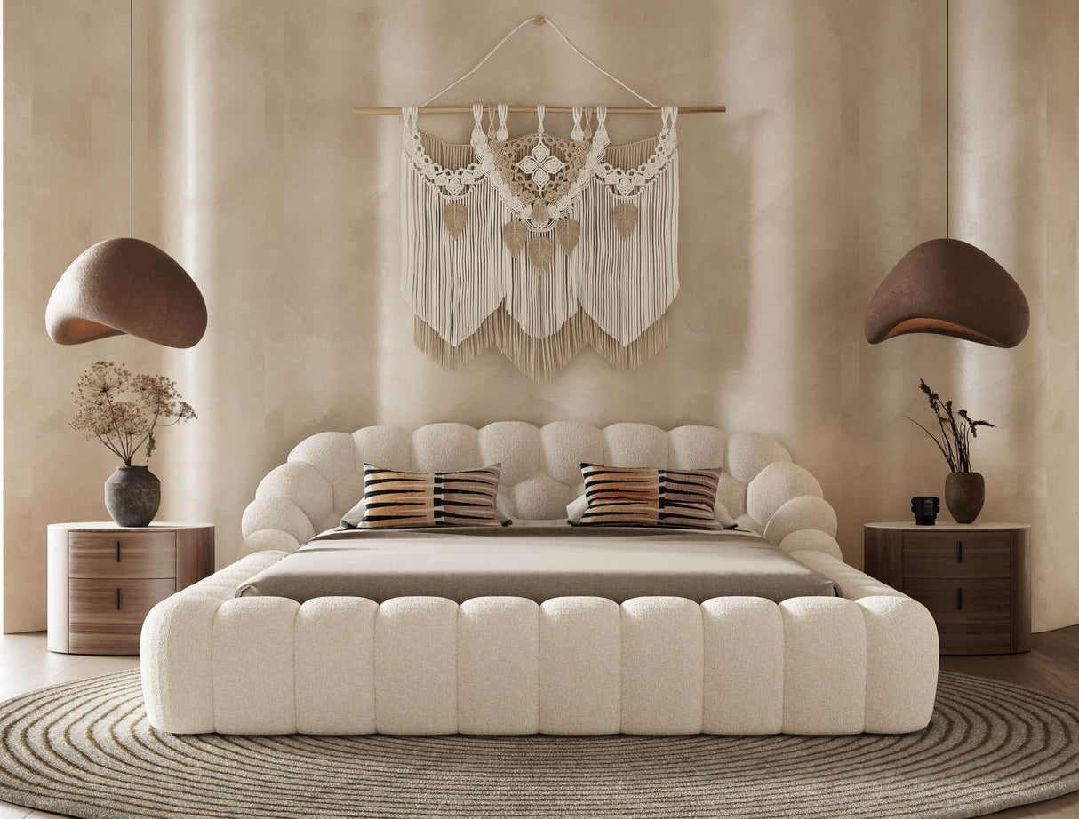 Divani Casa Yolonda Queen Upholstered Bed Off-White Teddy Fabric – VIG Furniture - Home Elegance USA