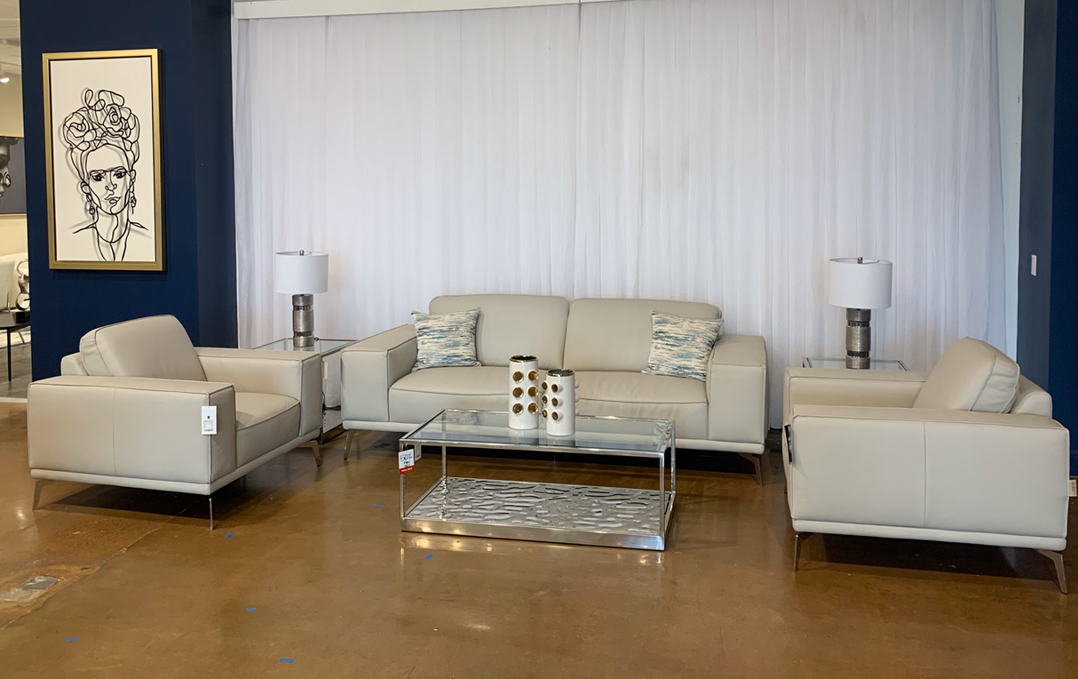 Soho - Contemporary Italian Light Grey Leather Sofa - View Image 1