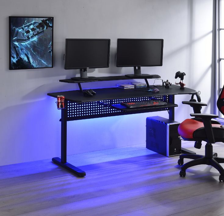 Acme - Vildre Gaming Desk W/USB 93132 Black Finish