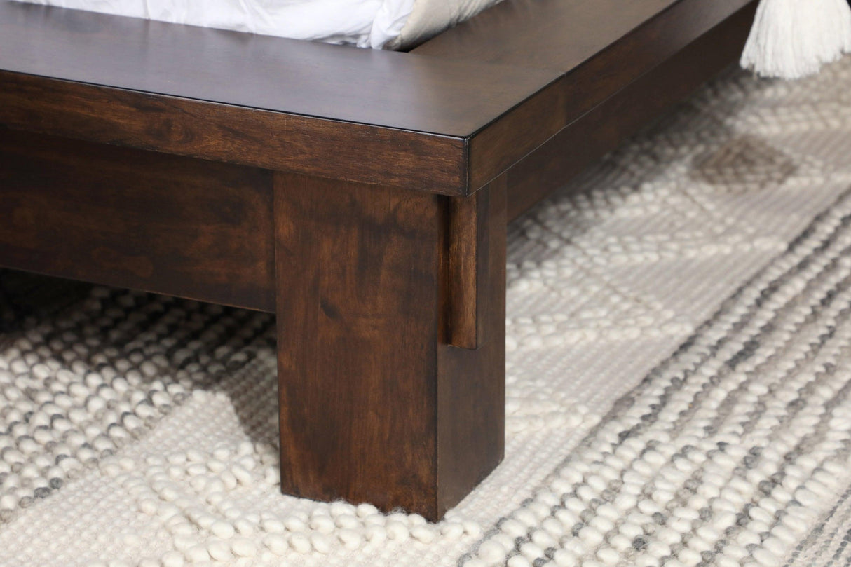 Genevieve 4-piece Bedroom Set Dark Brown by Coaster Furniture Coaster Furniture