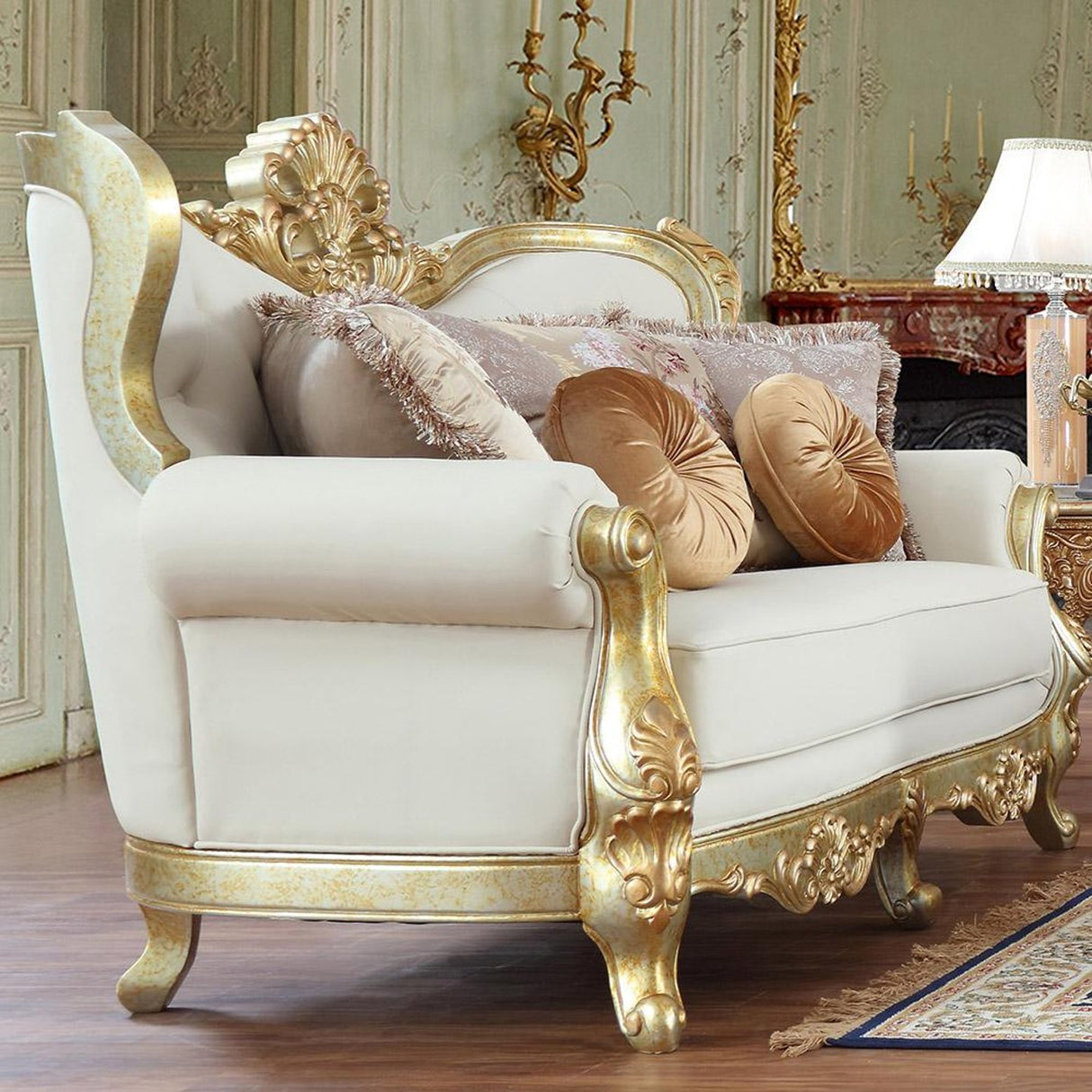 HD-93630 Traditional Victorian Living Room Set in White Tufted Leather by Homey Design - Home Elegance USA