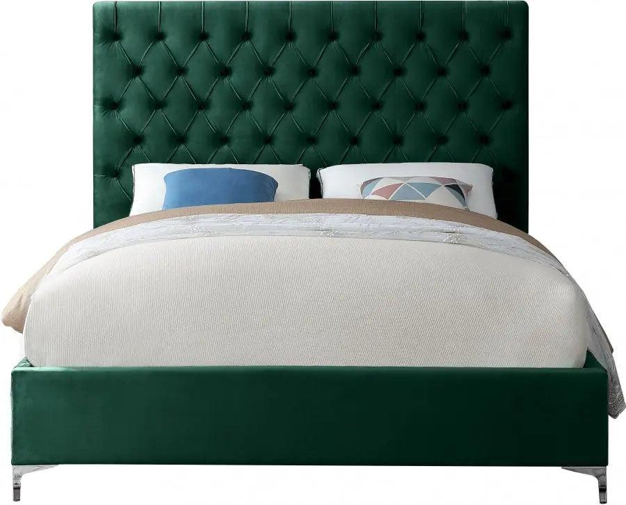 Meridian Furniture - Cruz Velvet Queen Bed In Green - Cruzgreen-Q