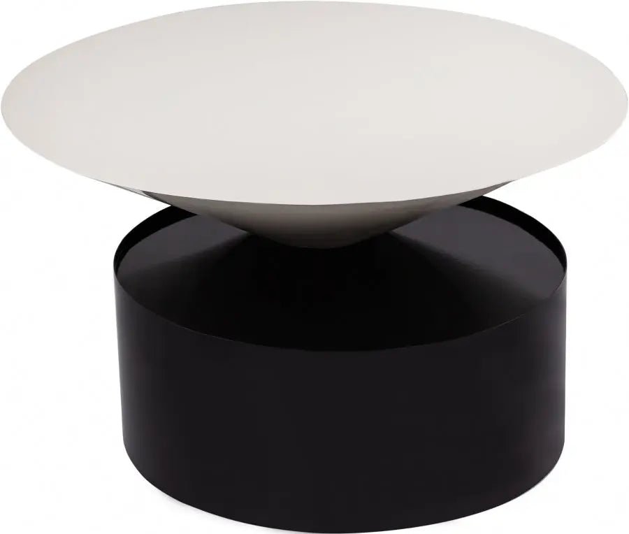 Damon Coffee Table In Black - 266 - C | Meridian - 266 - C - Home Elegance USA - 3