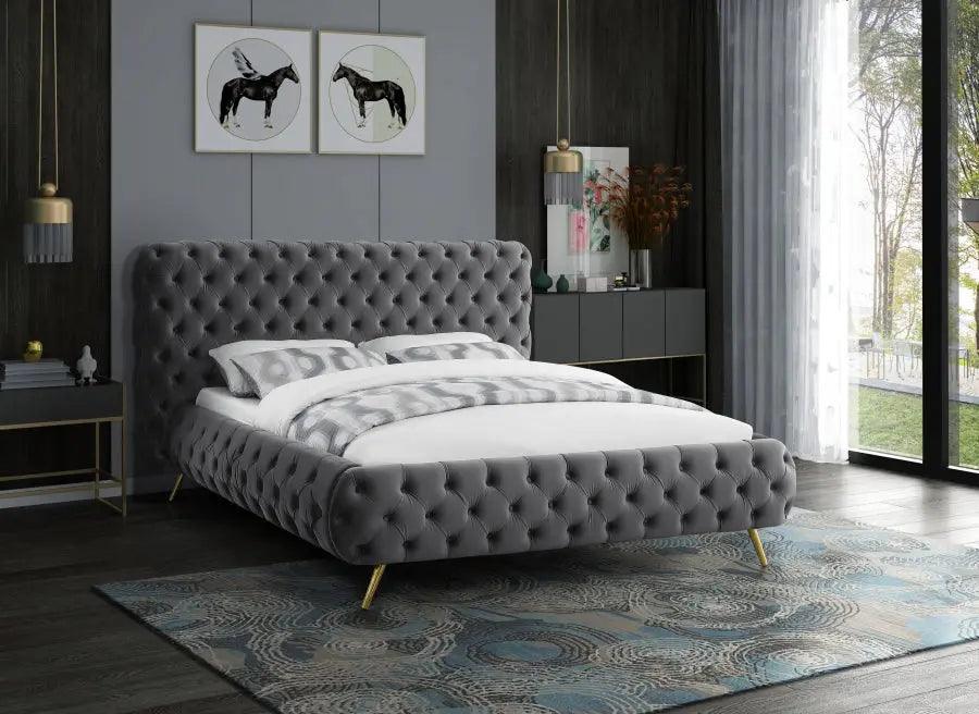 Meridian Furniture - Delano Velvet King Bed In Grey - Delanogrey-K