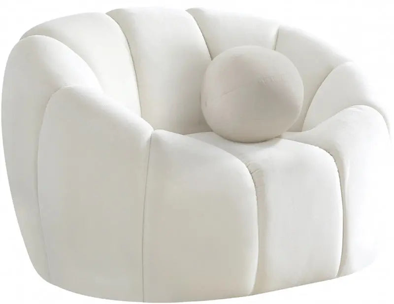 Meridian Furniture - Elijah Velvet Chair In Cream - 613Cream-C