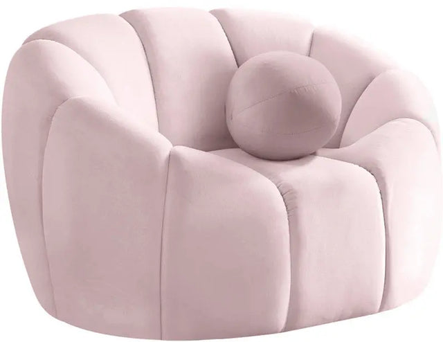 Meridian Furniture - Elijah Velvet Chair In Pink - 613Pink-C