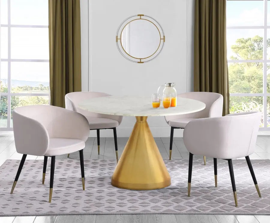 Meridian Furniture - Emery Dining Table In Gold - 885-T
