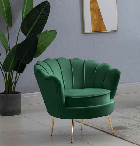 Meridian Furniture - Gardenia Velvet Chair In Green - 684Green-C