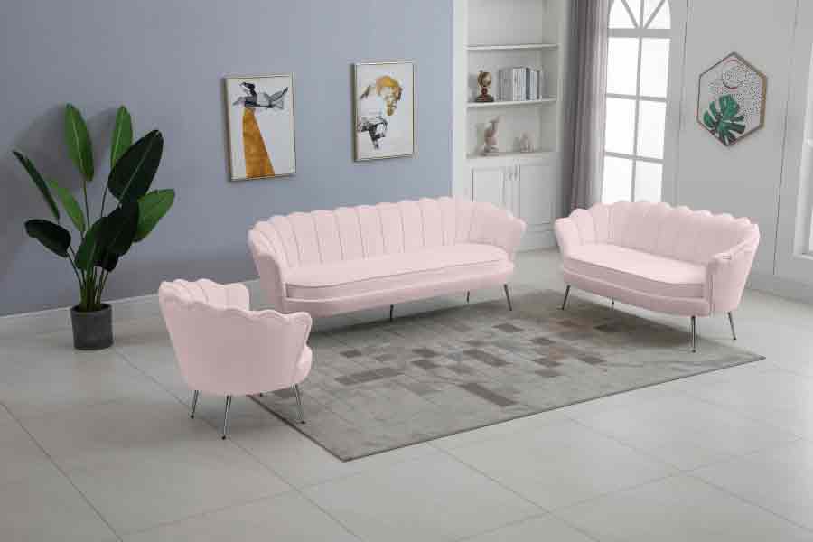 Meridian Furniture - Gardenia Velvet Chair In Pink - 684Pink-C