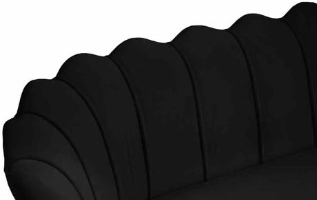 Meridian Furniture - Gardenia Velvet Loveseat In Black - 684Black-L