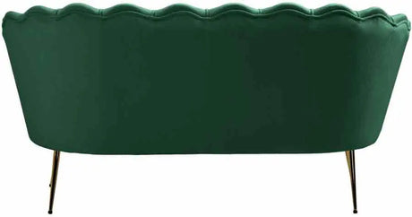 Meridian Furniture - Gardenia Velvet Loveseat In Green - 684Green-L