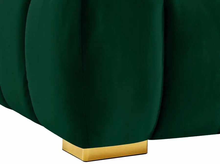 Meridian Furniture - Gwen Velvet Loveseat In Green - 670Green-L