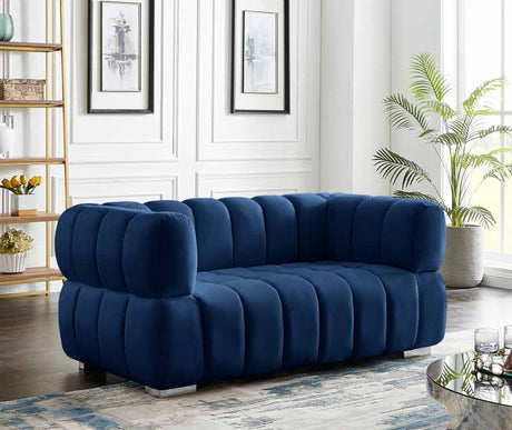 Meridian Furniture - Gwen Velvet Loveseat In Navy - 670Navy-L