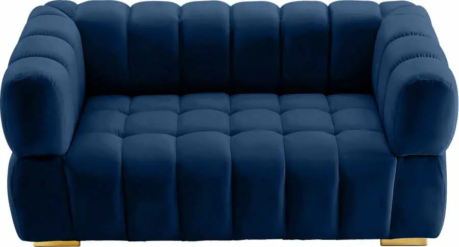 Meridian Furniture - Gwen Velvet Loveseat In Navy - 670Navy-L