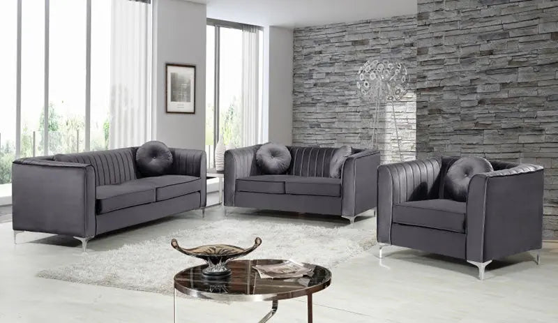 Meridian Furniture - Isabelle Velvet Loveseat In Grey - 612Grey-L