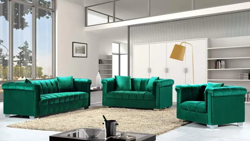 Meridian Furniture - Kayla Velvet Chair In Green - 615Green-C