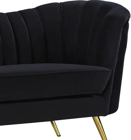 Meridian Furniture - Margo Velvet Loveseat In Black - 622Black-L