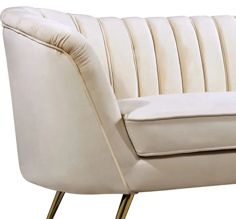 Meridian Furniture - Margo Velvet Sofa In Cream - 622Cream-S