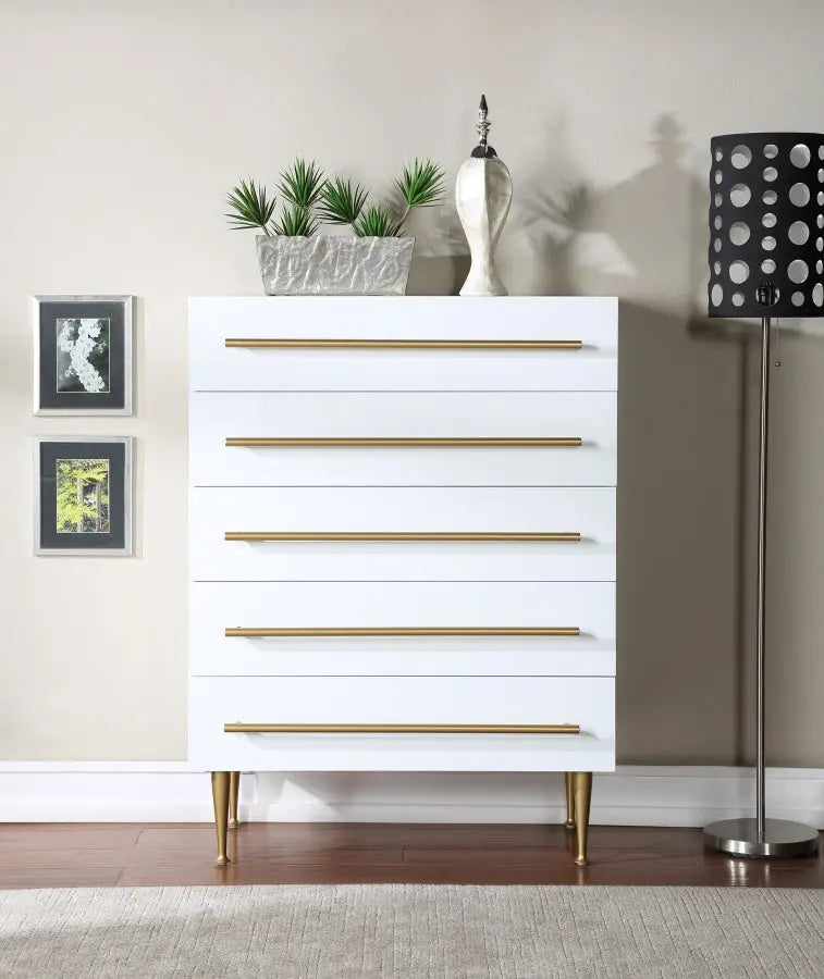 Meridian Furniture - Marisol Chest In White - 844White-Ch