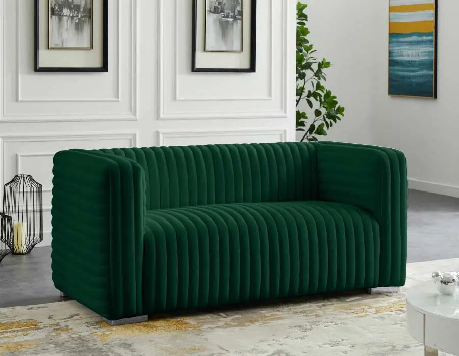 Meridian Furniture - Ravish Velvet Loveseat In Green - 640Green-L