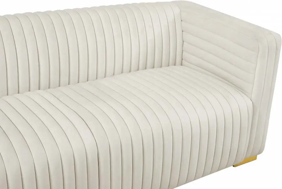 Meridian Furniture - Ravish Velvet Sofa In Cream - 640Cream-S