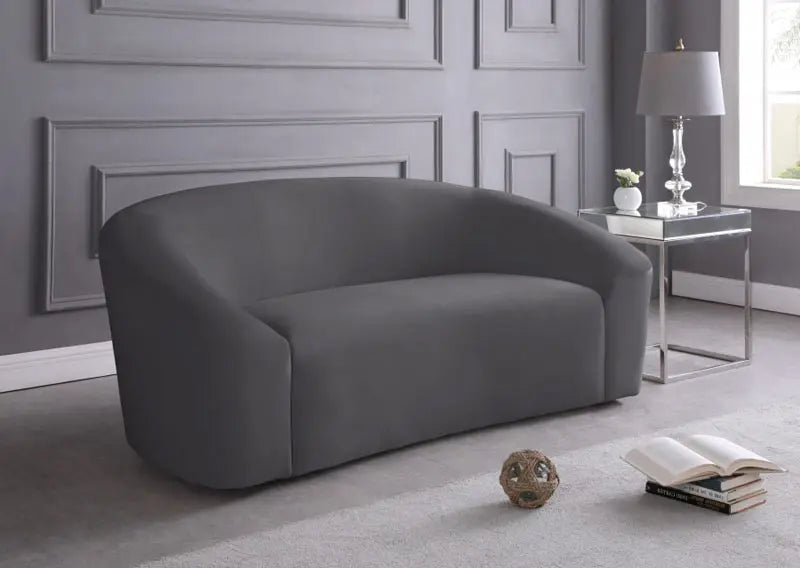 Meridian Furniture - Riley Velvet Loveseat In Grey - 610Grey-L