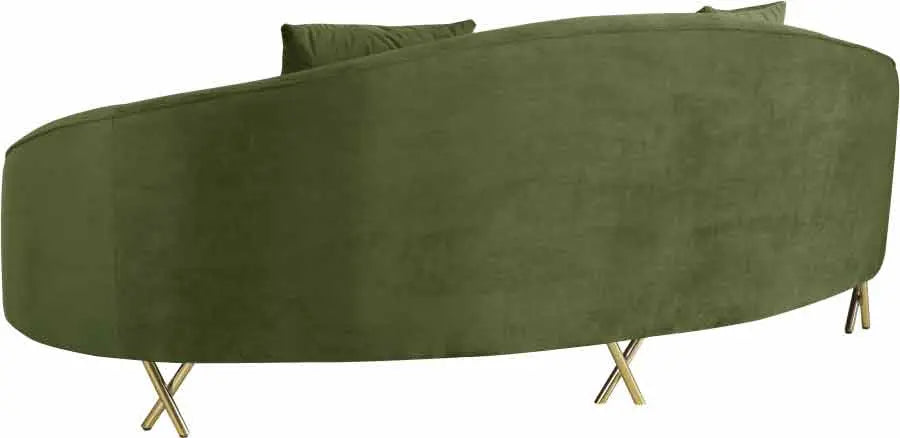 Meridian Furniture - Serpentine Velvet Sofa In Olive - 679Olive-S