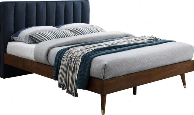 Meridian Furniture - Vance Polyester Linen King Bed In Navy - Vancenavy-K