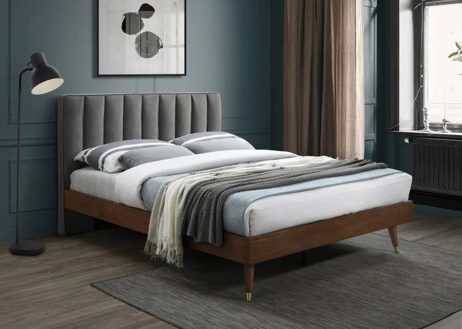 Meridian Furniture - Vance Polyester Linen Queen Bed In Grey - Vancegrey-Q