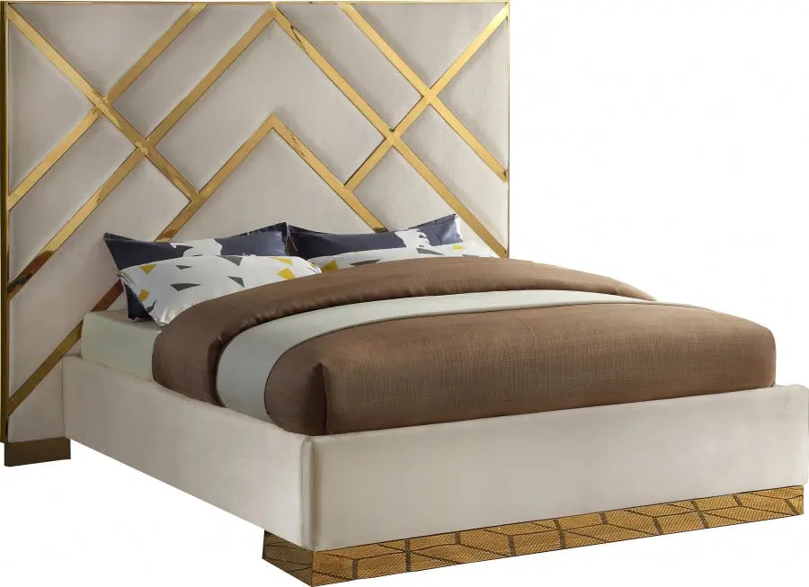 Meridian Furniture - Vector Velvet King Bed In Cream - Vectorcream-K