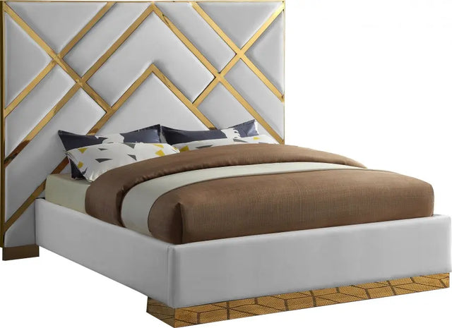 Meridian Furniture - Vector Velvet Queen Bed In White - Vectorwhite-Q