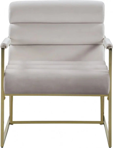 Meridian Furniture - Wayne Velvet Accent Chair In Cream - 526Cream