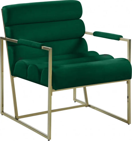 Meridian Furniture - Wayne Velvet Accent Chair In Green - 526Green