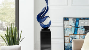 Sculptures & Objects