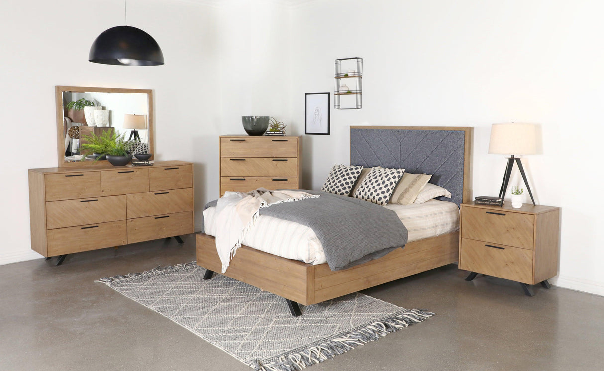 Taylor 5-piece Bedroom Set by Coaster Furniture