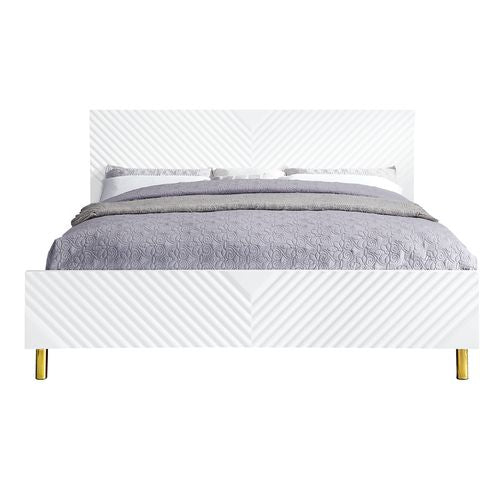 Acme - Gaines EK Bed BD01033EK White High Gloss Finish