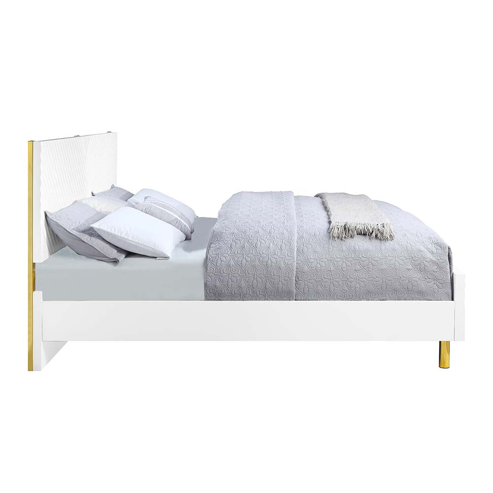 Acme - Gaines Queen Bed BD01034Q White High Gloss Finish