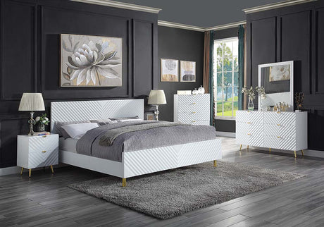 Acme - Gaines Queen Bed BD01034Q White High Gloss Finish