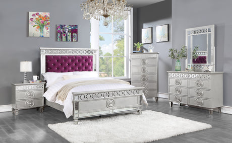 Acme - Varian Dresser BD01281 Silver & Mirrored Finish