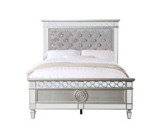 Acme - Varian Full Bed BD01411F Gray Velvet, Silver & Mirrored Finish