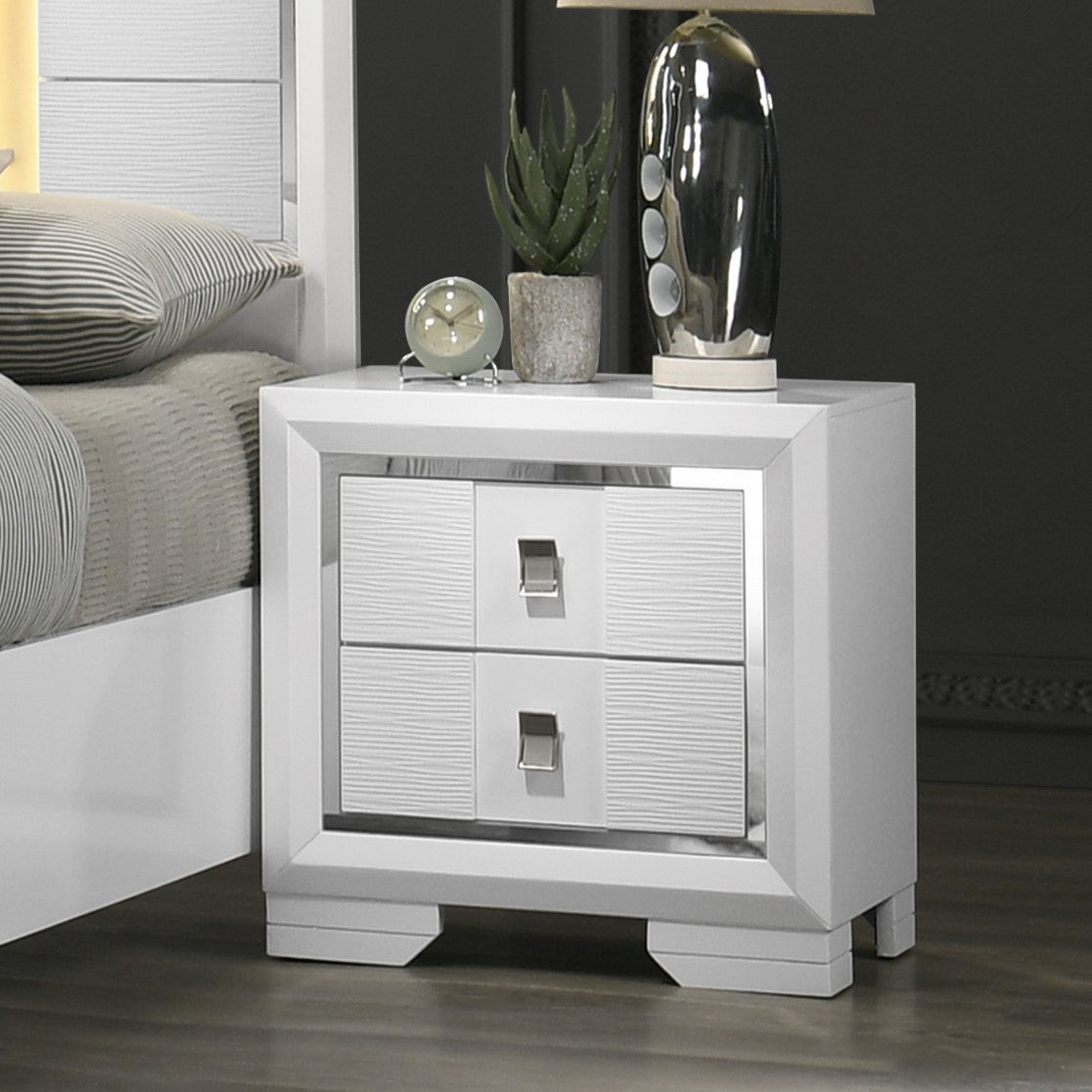 Acme - Elain Nightstand BD02019 White Finish