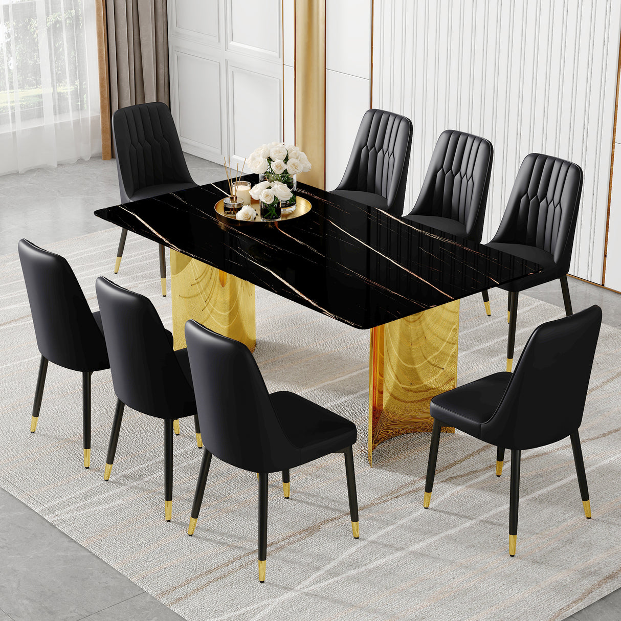 Conjunto de mesa y sillas. La mesa tiene un tablero de cristal con adhesivos imitación mármol y patas doradas de acero inoxidable. Se complementa con 8 sillas con cojines de respaldo de poliuretano y patas negras. W1151S01539