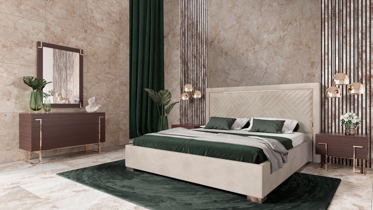 Corrico - Eastern King Modern Q Bedroom Set - View Image 1